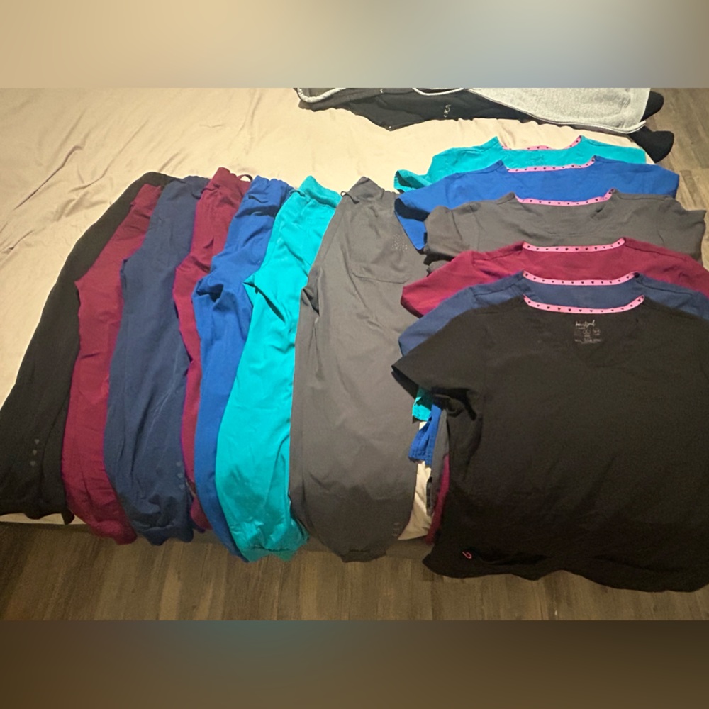 Heart Soul XS Top and XS Petite Joggers